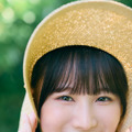 日向坂46・高井俐香、透明感あふれるワンピース姿！爽やかな撮り下ろしカットが公開 画像