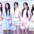 ILLIT、学園祭に引っ張りだこ！豪雨にも負けない全力パフォーマンスに大歓声 画像