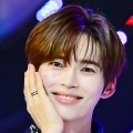 ZB1ソン・ハンビン、金髪にイメチェン！“白玉肌”際立つ天性のアイドル「保存止まらん」【PHOTO】 画像