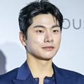 「性的暴行をほのめかされた」と暴露…“18禁スキャンダル”が物議のイ・イギョン、出演番組にも影響か？ 画像
