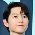 俳優ソン・ジュンギ、観客全員と握手＆名前入り直筆はがき贈る！韓国ファンミを成功裏に終了 画像