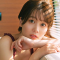 小坂井祐莉絵（撮影／細居幸次郎）