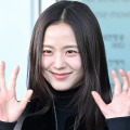 「思わず二度見した…」BLACKPINK・ジス、“オン眉ショートヘア”に変身！斬新イメチェンに絶賛の声【PHOTO】