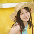 須田亜香里、ベトナム撮影のカレンダー表紙が公開！麦わら帽子姿でリラックスした表情見せる 画像