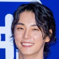 韓国俳優（39）の母が44年ぶりに中学卒業…勉強を諦めざるを得なかった事情に周りが涙