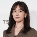 前田敦子、最新写真集でヒップや背中を大胆披露…露出には抵抗なくむしろ「楽しくて」！？ 画像