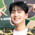 ENHYPEN・ジョンウォン、日本発祥ブランドを遊び心たっぷりに着こなす！愛らしい表情で虜に 画像