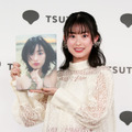 井本彩花、“生死をさまよう”思いで挑んだ一枚も！冬の沖縄が舞台の2nd写真集は大大大満足の仕上がり 画像