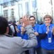 【ビデオニュース】iPad、米国で販売開始！――Apple Store Fifth Avenue 画像