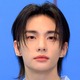 「見惚れてしまう」Stray Kids・ヒョンジン、無造作な長い黒髪で見せた色気に反響続々 画像