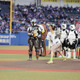 恒松祐里が自身初の始球式！大ファンの「スター・ウォーズ」グローグー風の衣装で投球！ 画像