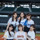 「乃木坂野球部」がパ・リーグ6球団ユニフォーム姿で表紙＆巻頭グラビア！ 画像