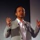 【フォトレポート】孫社長、上戸彩を激写――自社の新携帯で 画像