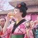 栗山千明「こーりゃ、おどろいたー」と目を丸く！ 「まるで梅酒なノンアルコール」TVCM 画像