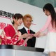 篠田麻里子と柿谷曜一朗、お年玉付年賀はがき発売 画像