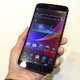 【au2014年春モデル】日本初登場の曲面ディスプレイ採用「LG G Flex LGL23」……25日発売、通話時は顔にフィット 画像