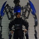 【CEATEC 2014 Vol.53】スケルトニクスのロボット動作に人だかり（動画） 画像