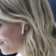 米Apple Storeにおける「AirPods」の発売日は現地時間19日か 画像