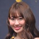 小嶋陽菜、マシュマロバストにチェリー！「けしからん」と反響 画像