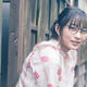 乃木坂46の鈴木絢音がメガネ美女に！春らしいワンピ＆メガネ姿を披露 画像