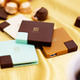 見た目はまるでチョコレート!?　コンパクトなスクエアタイプの4ポートUSBハブ 画像
