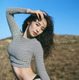 泉里香、写真集＆スタイルブック同時発売！“超メリハリボディ”とらえた先行カットも 画像