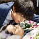 堤真一と吉沢亮がキス!?　映画『一度死んでみた』衝撃の場面カット公開 画像