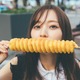秋元康、乃木坂46・梅澤美波の1st写真集に「被写体として、活き活きとしている」 画像