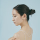 吉岡里帆、露出多めのカットに挑戦！2年ぶりの写真集が本日発売！ 画像
