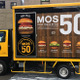 モスバーガーがキッチンカー！創業50周年事業で専用商品も用意 画像