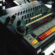 20世紀の音楽を変えた伝説のリズムマシン「TR-808」にフォーカス 画像