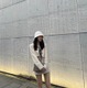 堀未央奈、秋コーデの超ミニスカで美脚を披露 画像
