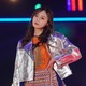 乃木坂46・梅澤美波、色白な美脚すらり！膝上ワンピ姿の『マガジン』オフショット公開 画像