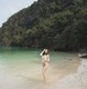 小池里奈、美ボディあらわの写真集オフショット公開！ 画像