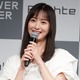 佐々木希、美脚すらりの“野球美女”に！ 美しきユニフォーム姿が話題「最高です」「スタイル抜群」 画像