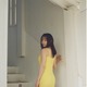 桜井日奈子、ニットワンピ着こなした見返り美人カット公開！……2026年カレンダーブック 画像