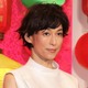 「背中はけっこうイケてると思うの」鈴木保奈美、背中の開いたドレス姿公開し称賛の声 画像