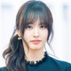 おみ脚の長さバグってる…超ミニワンピで足組み、IVE・リズの近況に反響「超最強」【PHOTO】 画像