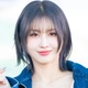 TWICE・モモ、29歳の誕生日にファン広告をサプライズ訪問！お茶目なプライベートショットが話題【PHOTO】 画像