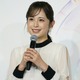 久慈暁子、第1子妊娠のふっくらお腹ショット公開！明石家さんまが優しく手を添え「笑いっぱなしでした」 画像