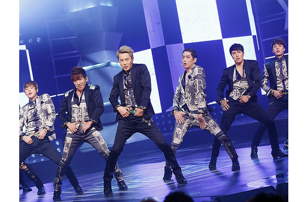 性産業合法化を主張、他人の車で飲酒運転…5/6人が問題児となった元祖韓流グループ「SHINHWA」の現在