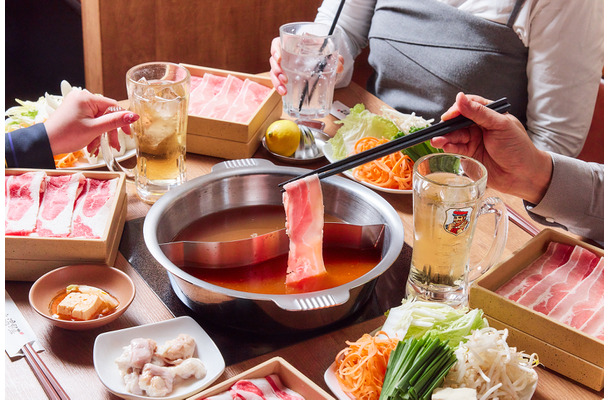 平日限定“2時間飲み放題”と“選べる鍋”で税込2,178円のお得な『鍋飲みセット』