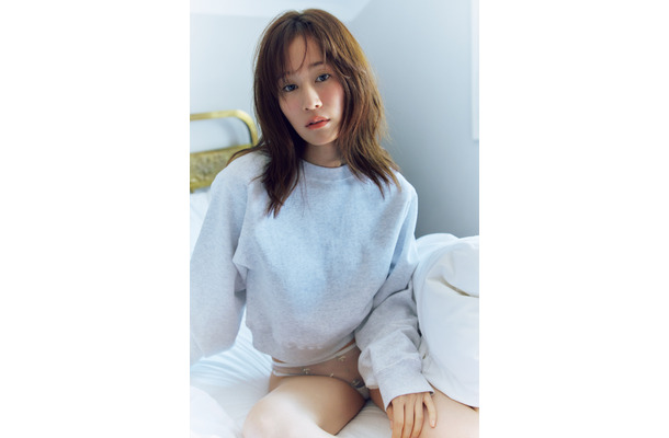 『前田敦子写真集 Beste』未公開カット（C）講談社 撮影／北岡稔章