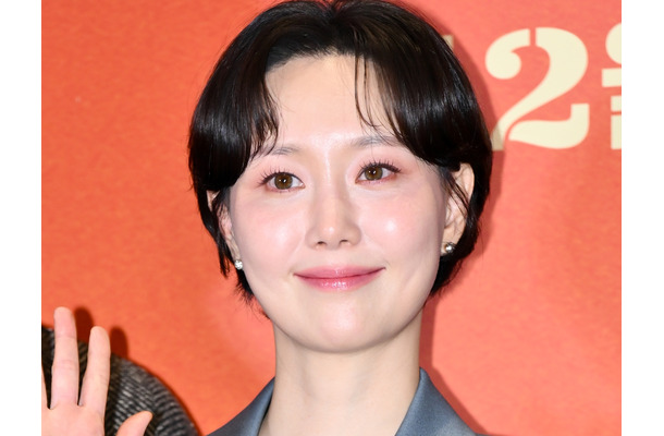 恋人との死別も経験…『プロボノ』女優イ・ユヨン、第2子妊娠を発表！長女＆夫との家族写真公開