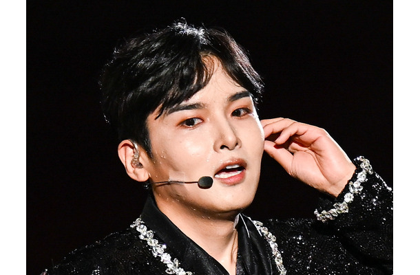 ファンサ中に柵倒れファン負傷…対応を批判された韓国アイドルにケガした本人がコメント