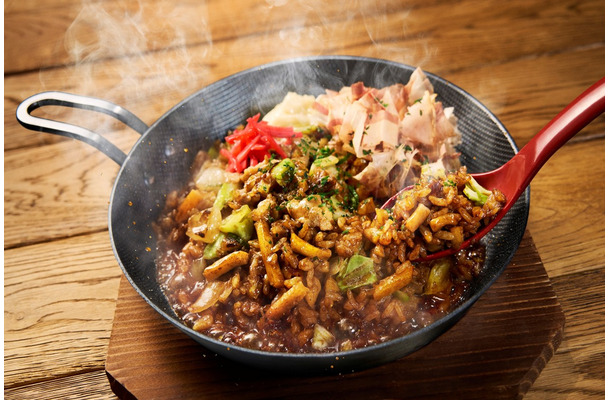 『丸亀うどんメシやみつきソース味』790円（税込）