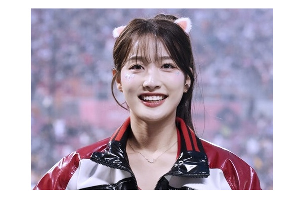 アイドル練習生出身の現役・女子大生チアが韓国プロ野球に降臨で話題