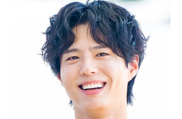 【写真】被害者続出!? パク・ボゴムの中国での神対応がネットで話題に「あまりにもハンサムすぎて」