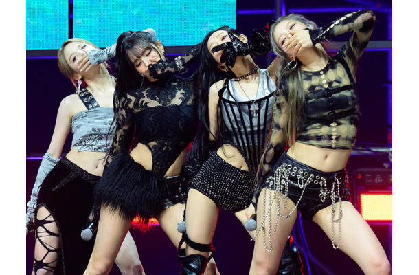 過激ダンスが“扇情的”と物議を醸す中…KISS OF LIFE、デビュー初の「M COUNTDOWN」1位獲得