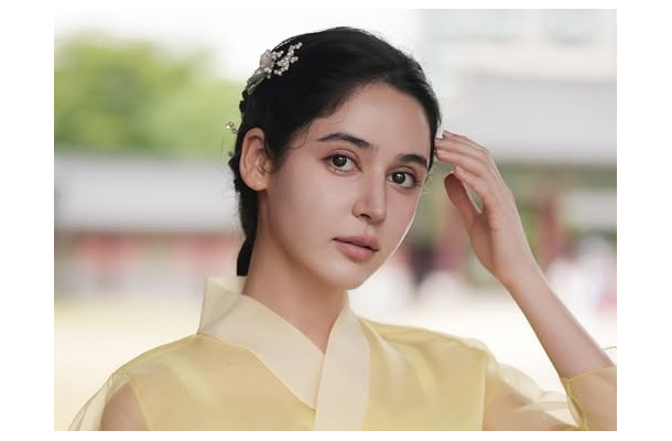 「公然とテロを応援」韓国政府の約50万ドル支援を批判したミス・イラン、1日で立場変えたワケ